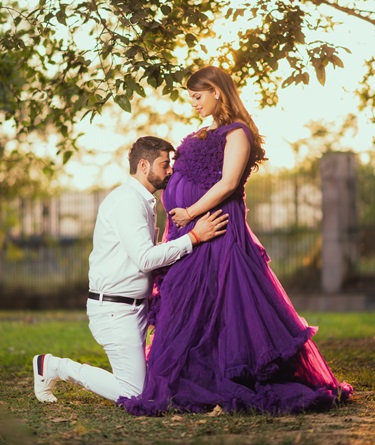 Maternity Gowns on Rent