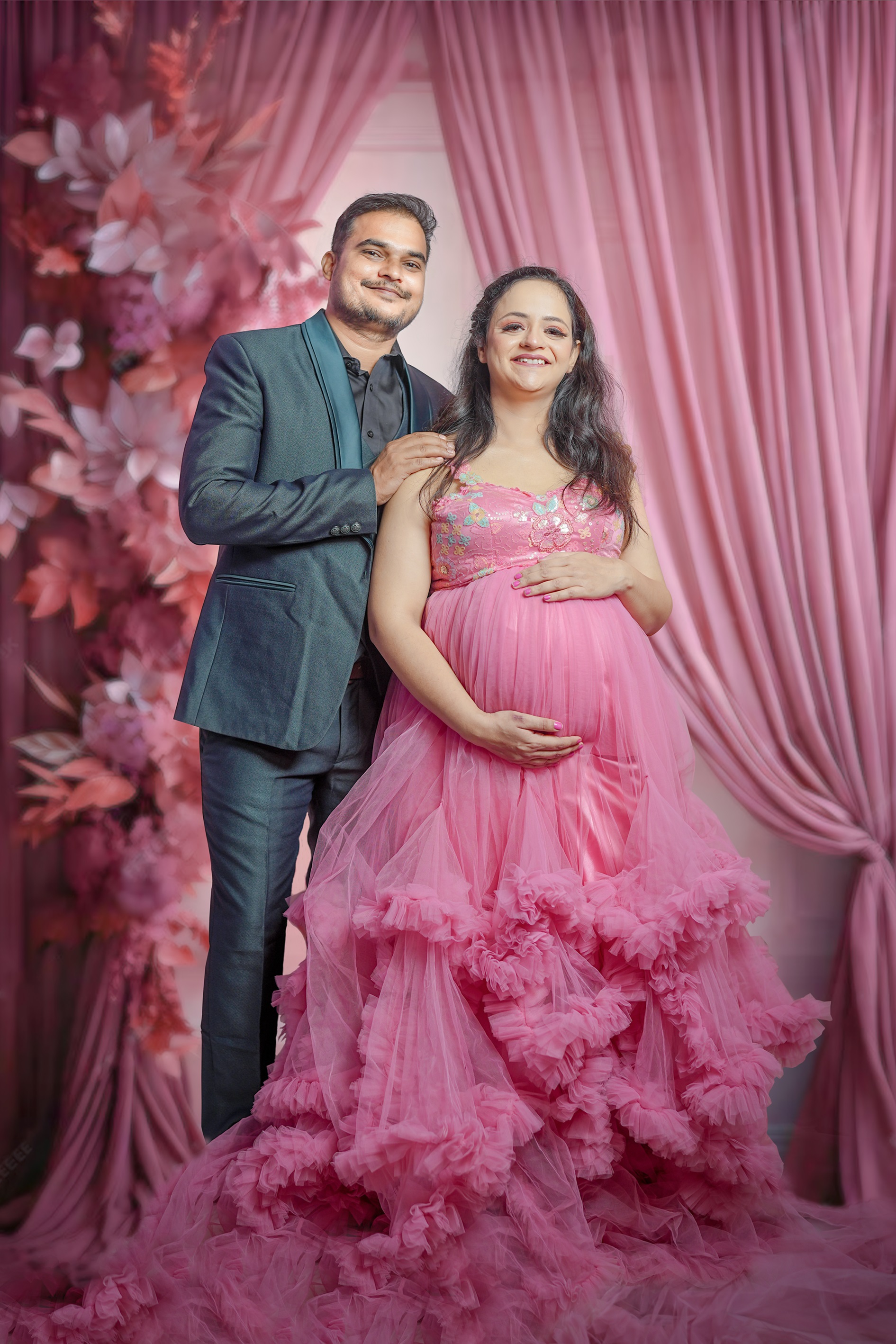 Maternity Shoot in Kanpur Under 2000
