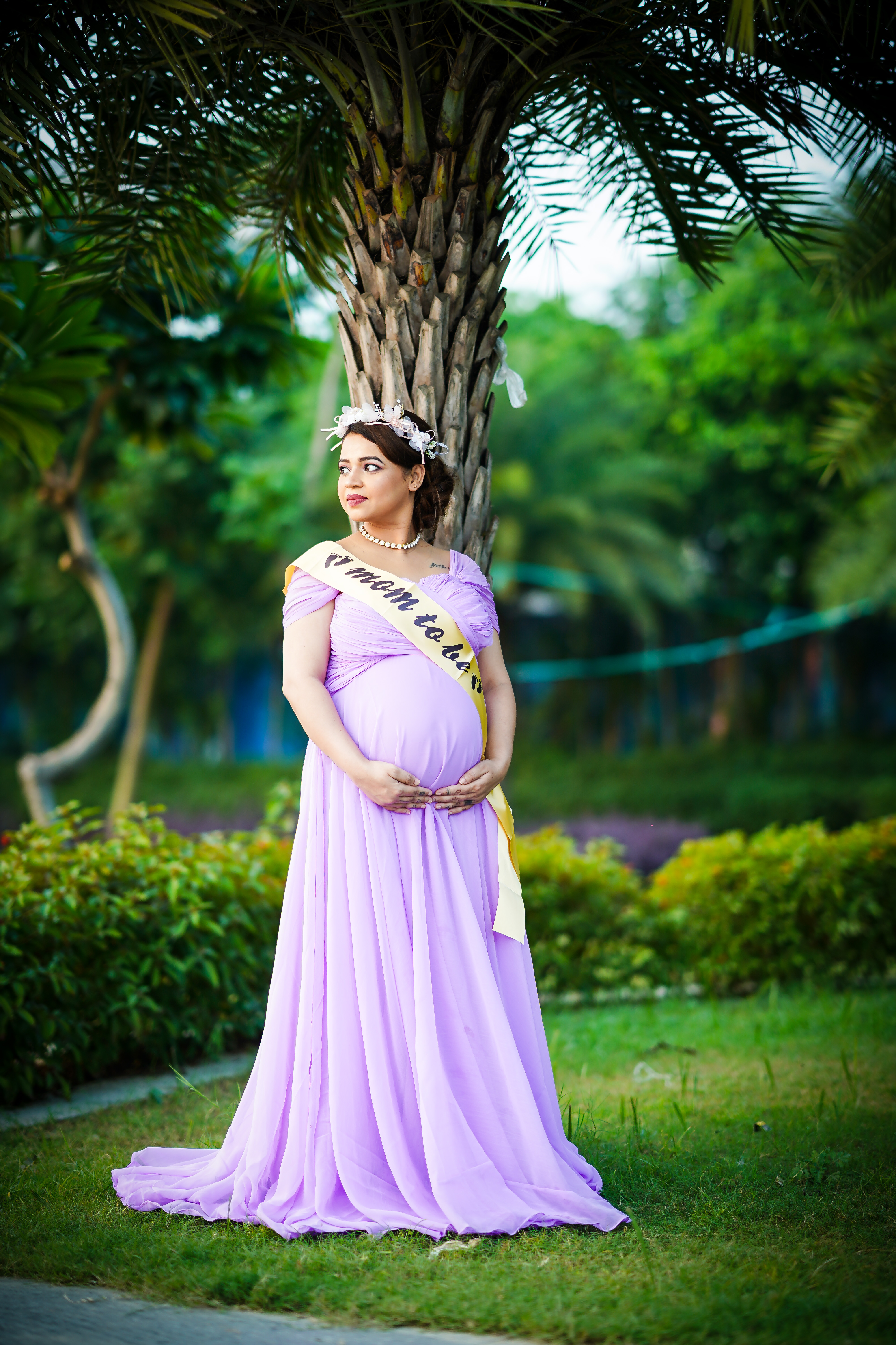 Simple Gown for Maternity shoot