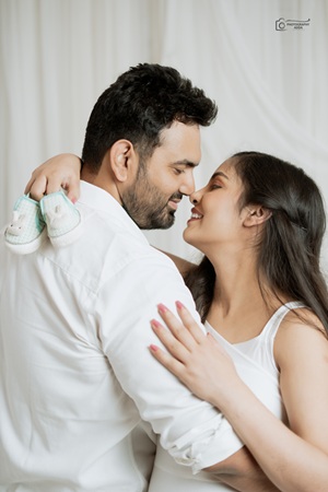 Maternity Photoshoot At Photography Adda