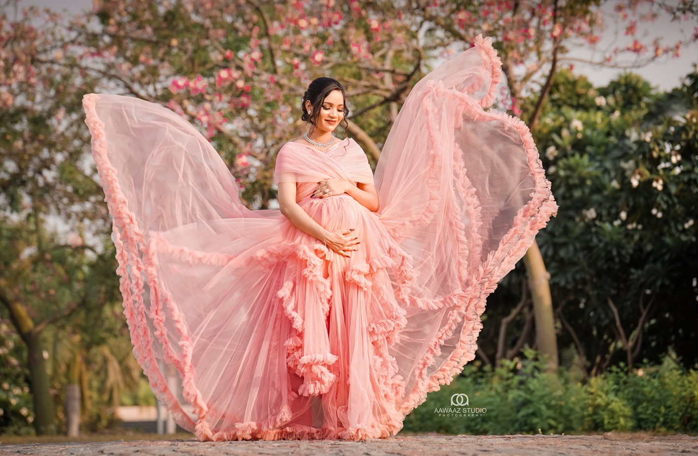 Maternity Gowns Agra