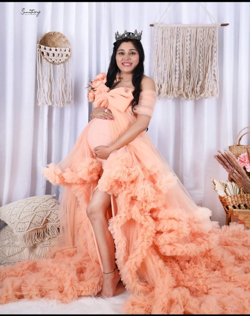 Ma&Baby Maternity Off Shoulder Lace Long Dress Elegant Ruffle Sleeve  Wedding Gown Pregnancy Photo Dress - Walmart.com