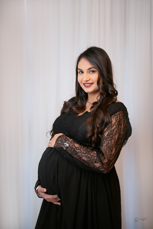 Holding Hands, Holding Dreams: A Couple Maternity Shoot