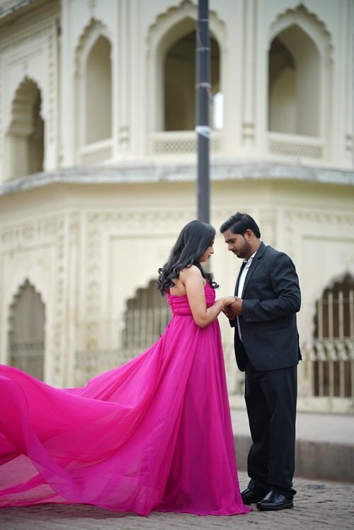 Frames of Love: The Beauty of a Pre-Wedding Shoot