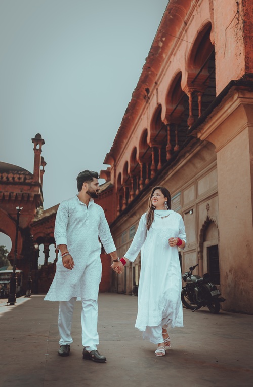 Love in Every Pose – Creating Forever Memories Together